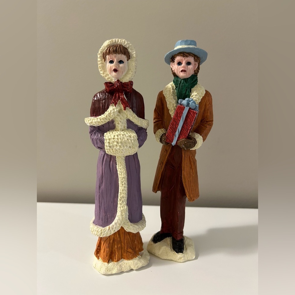 Vintage Caroler Figurines Set Christmas holiday festive